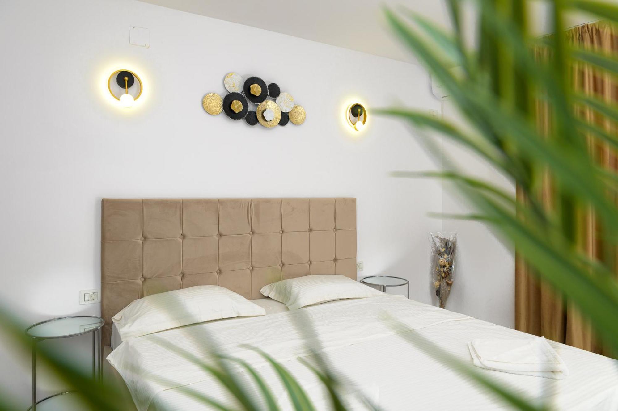 Hotel Francesca ทิมิชัวรา ภายนอก รูปภาพ